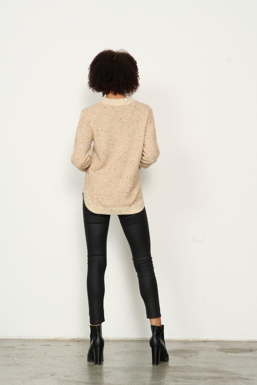 CAJU | Scoop Hem Jumper