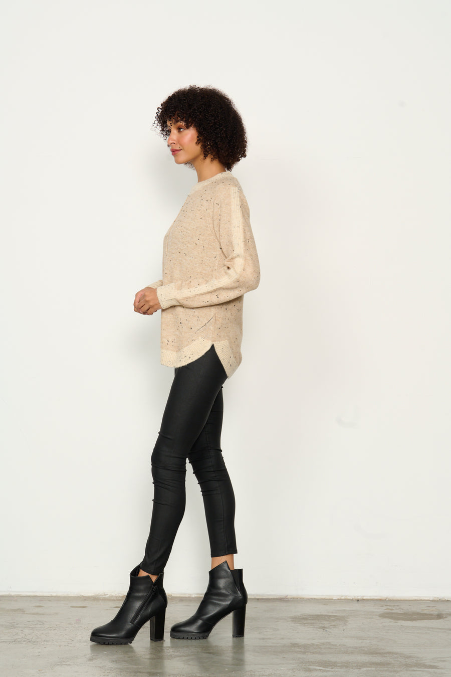 CAJU | Scoop Hem Jumper