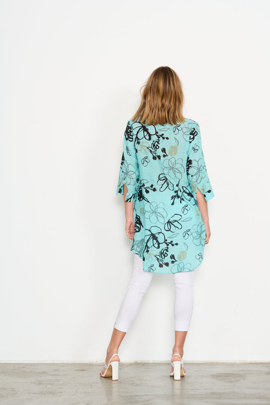 HOLMES & FALLON | Printed Shirt w/scoop Hem