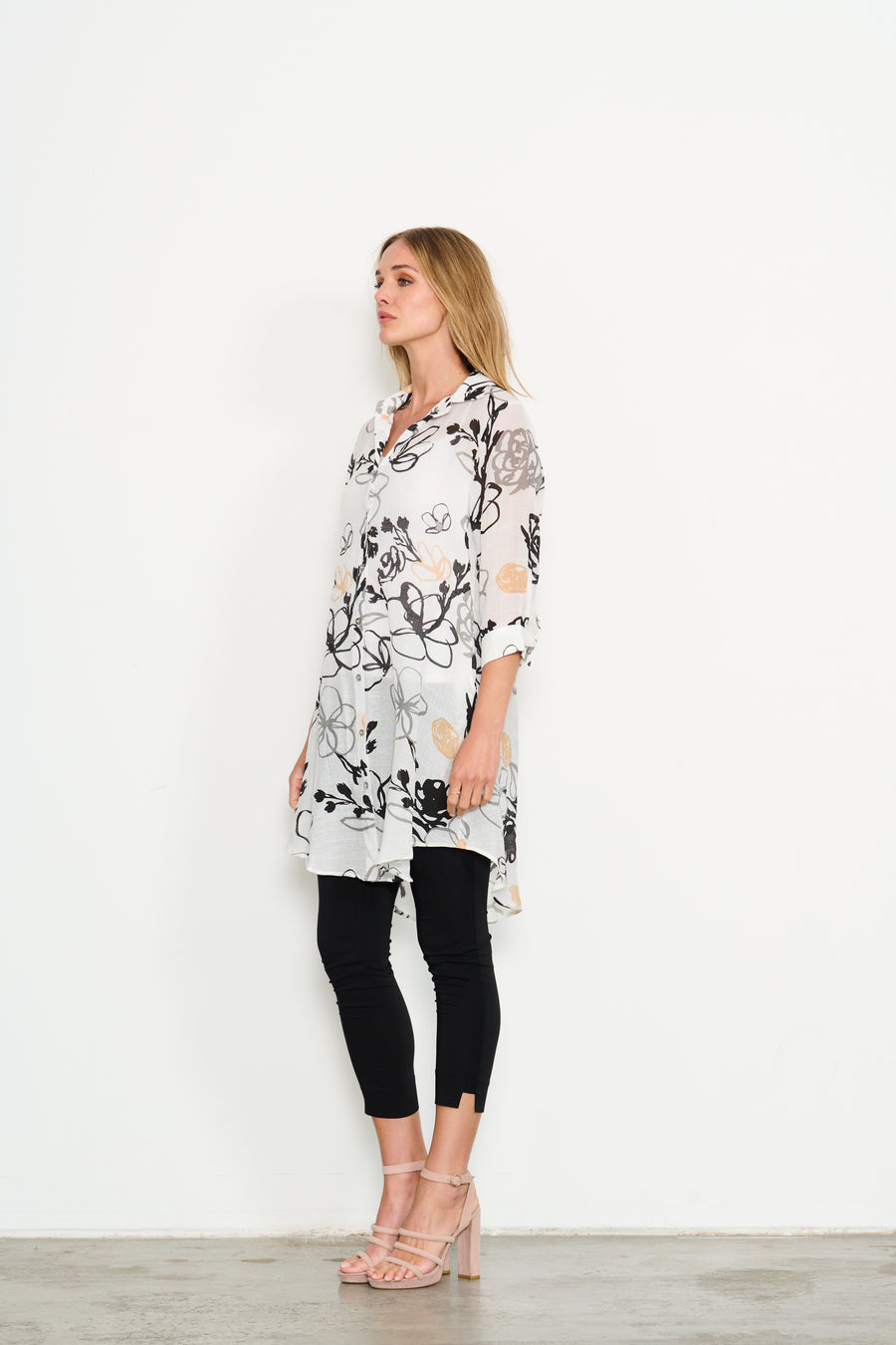 HOLMES & FALLON | Printed Shirt w/scoop Hem