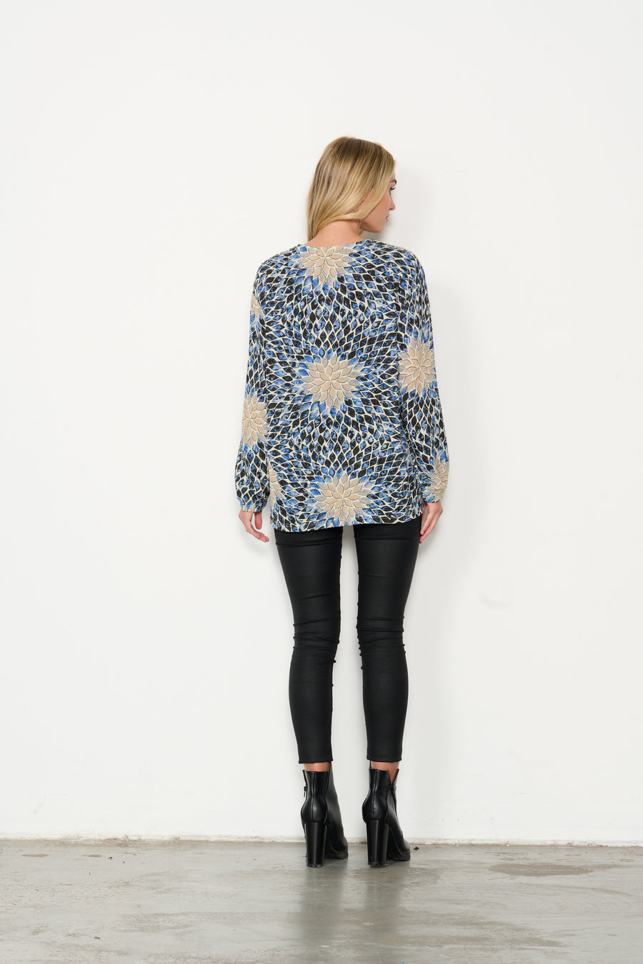 HOLMES & FALLON | Sunflower Print Top