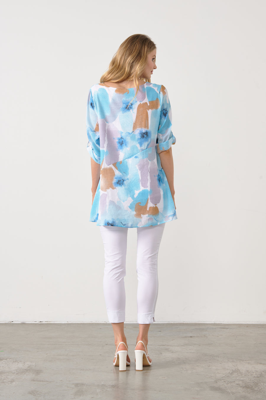 HOLMES & FALLON | Button Hem Tunic