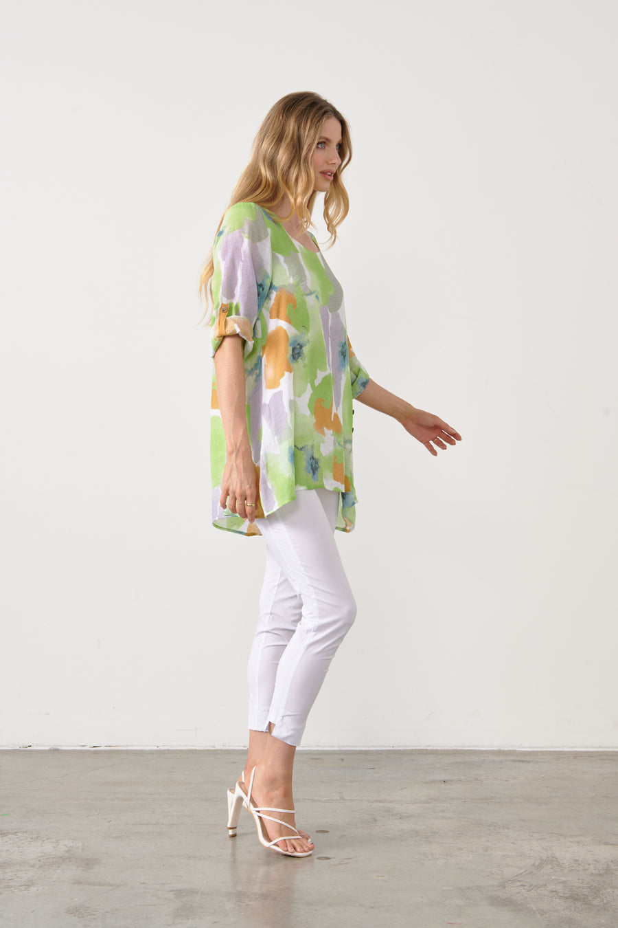 HOLMES & FALLON | Button Hem Tunic